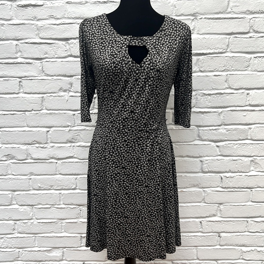 ✔️ ASOS Warehouse 3/4 Sleeve Keyhole Fit & Flare Dress, size 10